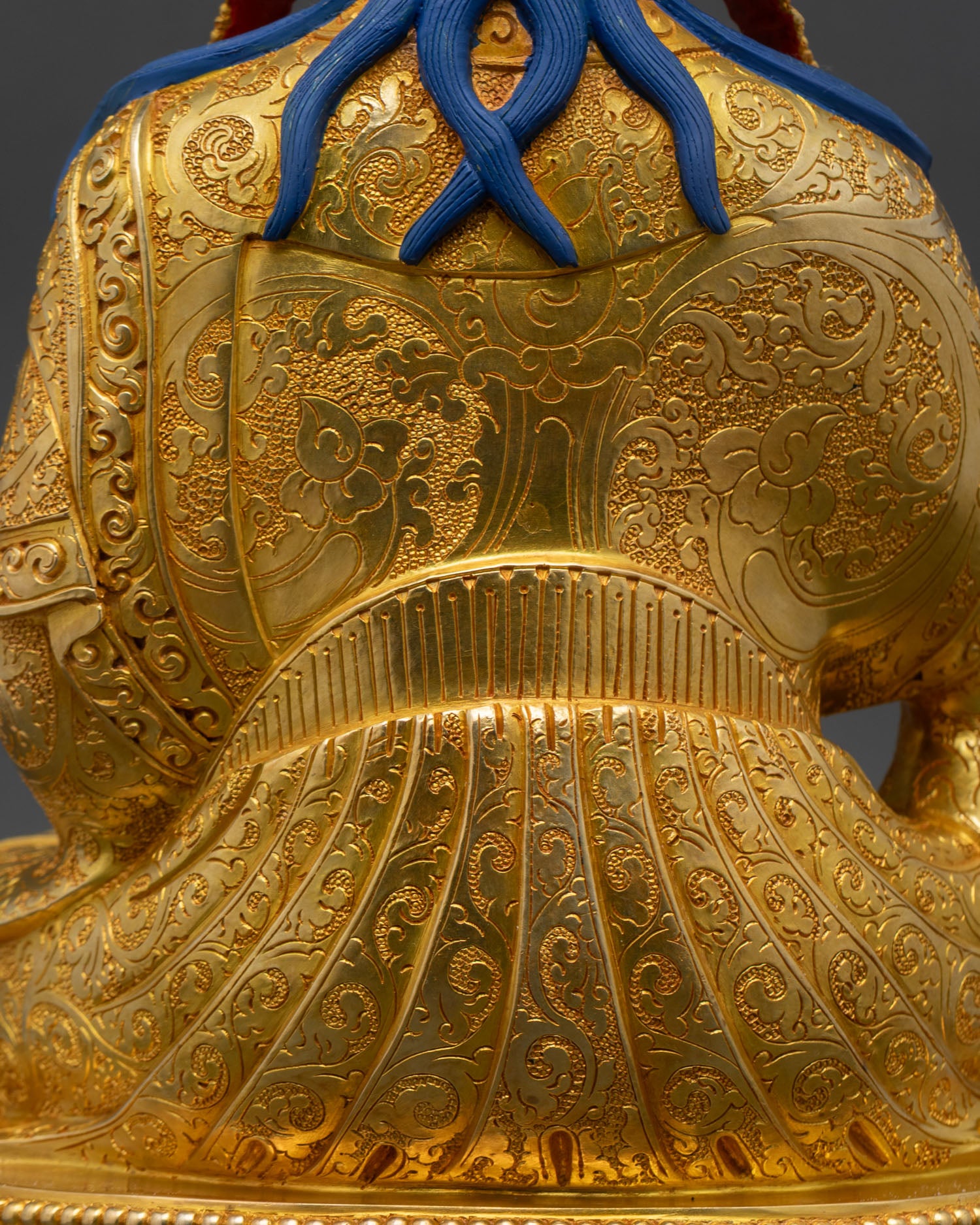 Guru Rinpoche Statue