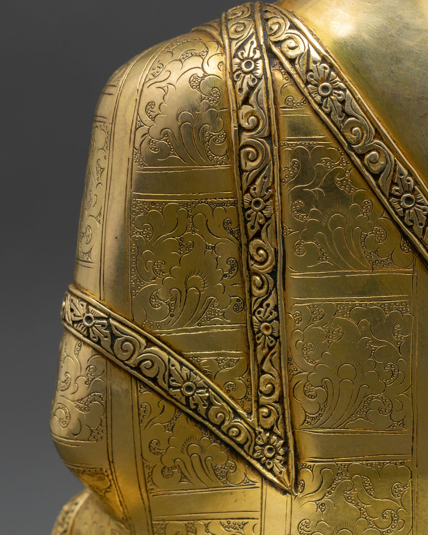 Shakyamuni Buddha Statue – Traditional Himalayan Art