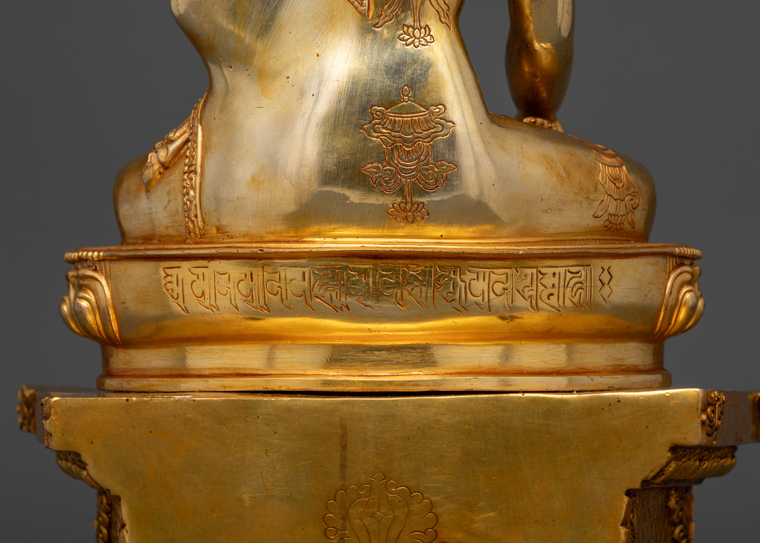 Crowned Buddha Sakyamuni: The Regal Sage of Enlightenment