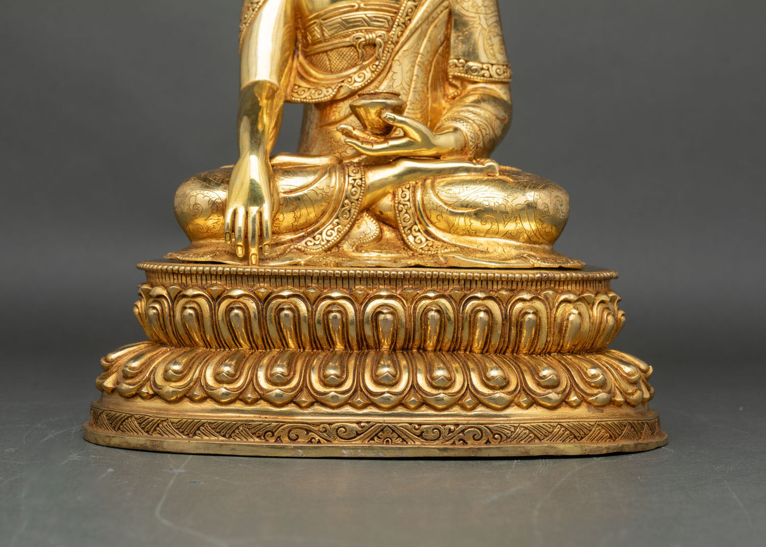 Buddha Shakyamuni | Buddhist Spiritual Statue from Nepal