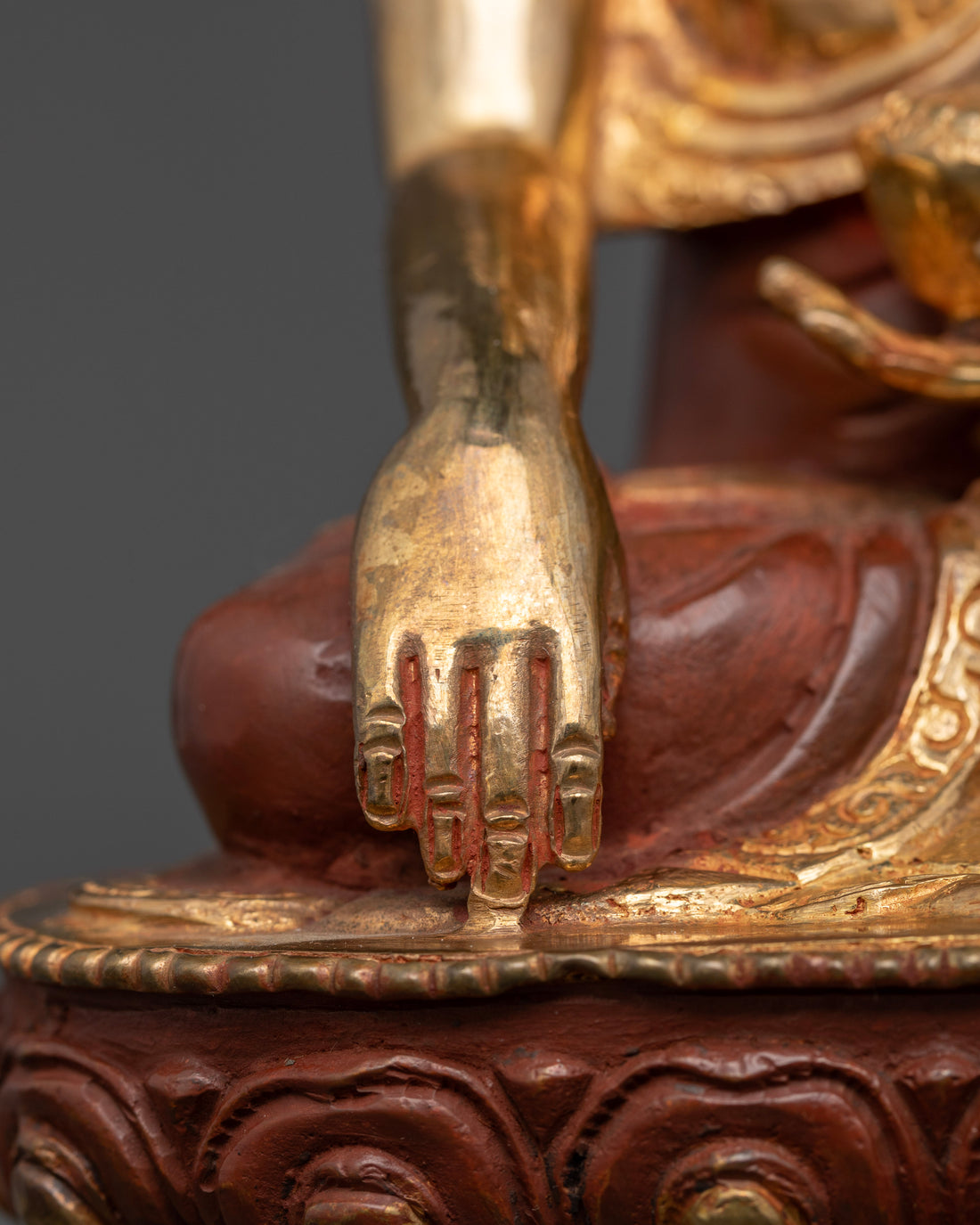 The Enlightened One: Buddha Shakyamuni Statue