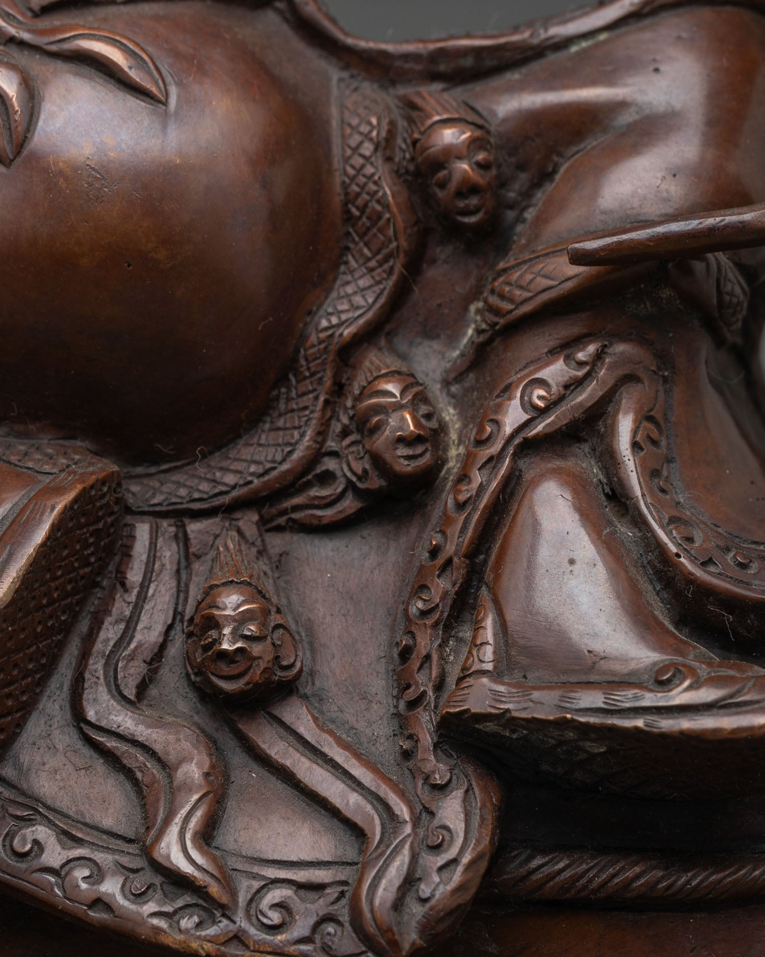 Garwa Nagpo Damchen Statue | Fierce Protector of Dharma