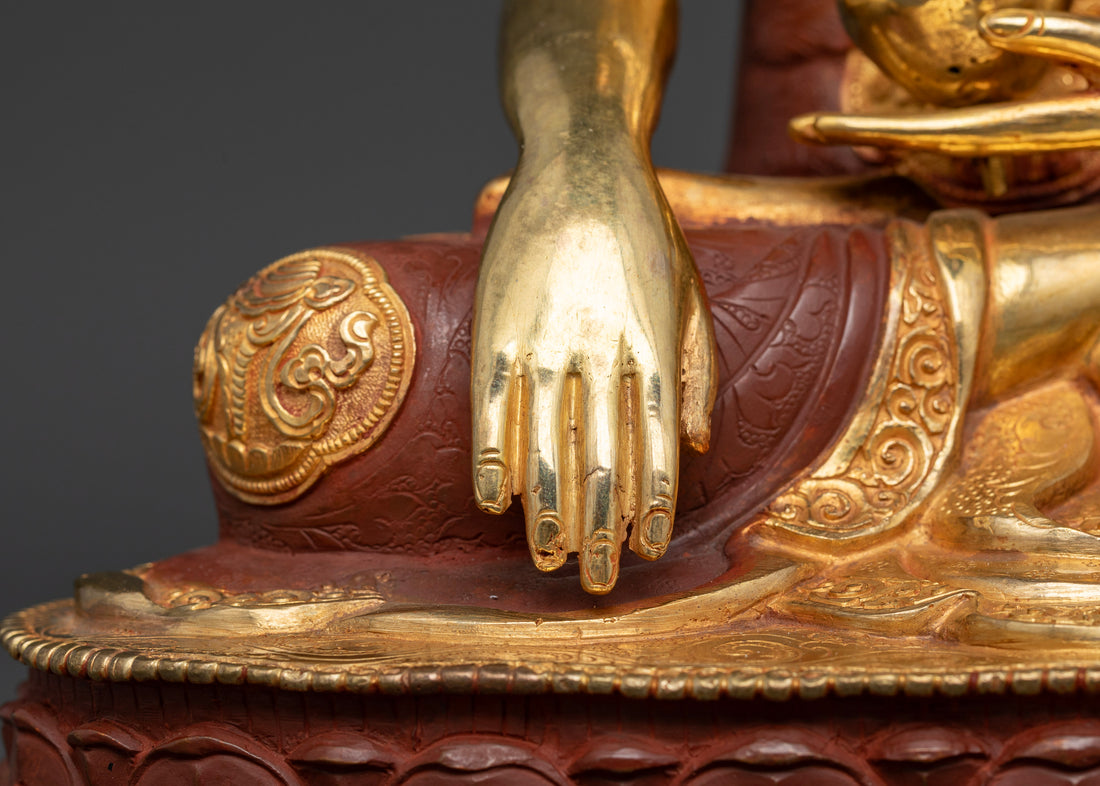 Buddha Shakyamuni Statue: Embodiment of Enlightenment and Compassion