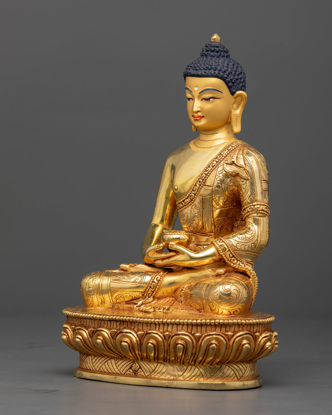 Amitabha Buddha Statue: A Symbol of Infinite Light and Compassion