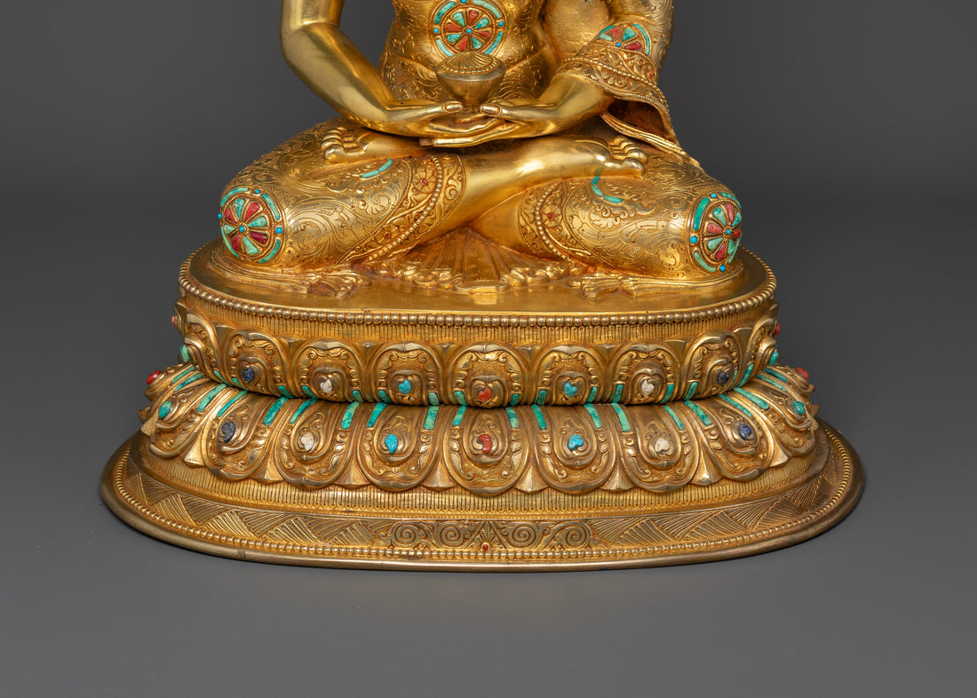 Amitabha Buddha: Beacon of Eternal Enlightenment and Pure Land Wisdom