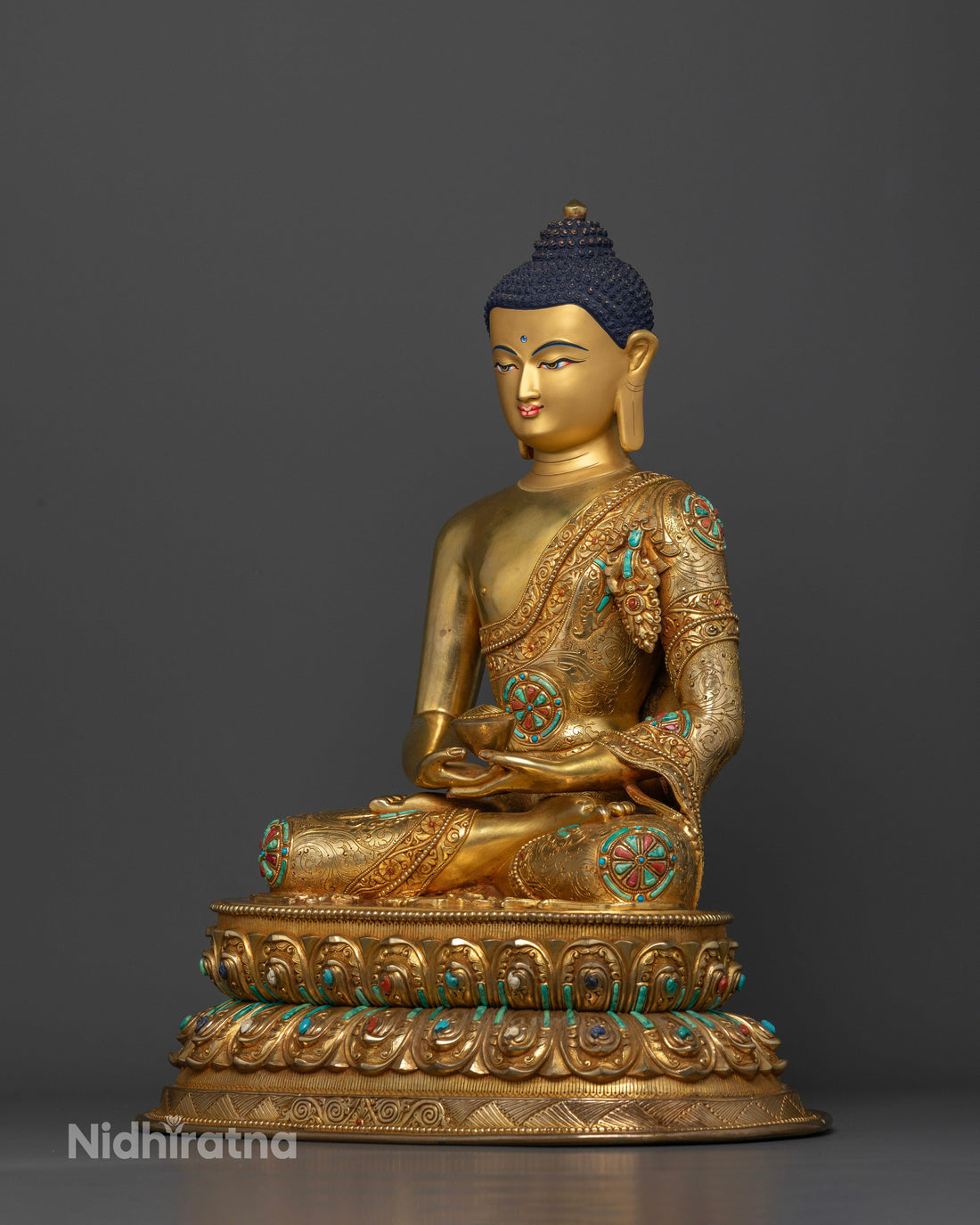 Amitabha Buddha: Beacon of Eternal Enlightenment and Pure Land Wisdom