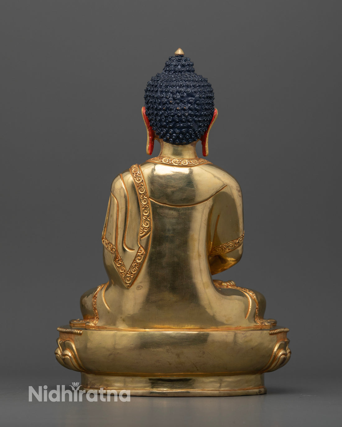 Amitabha Buddha Statue: Ideal for Meditation and Mindfulness Practitioners