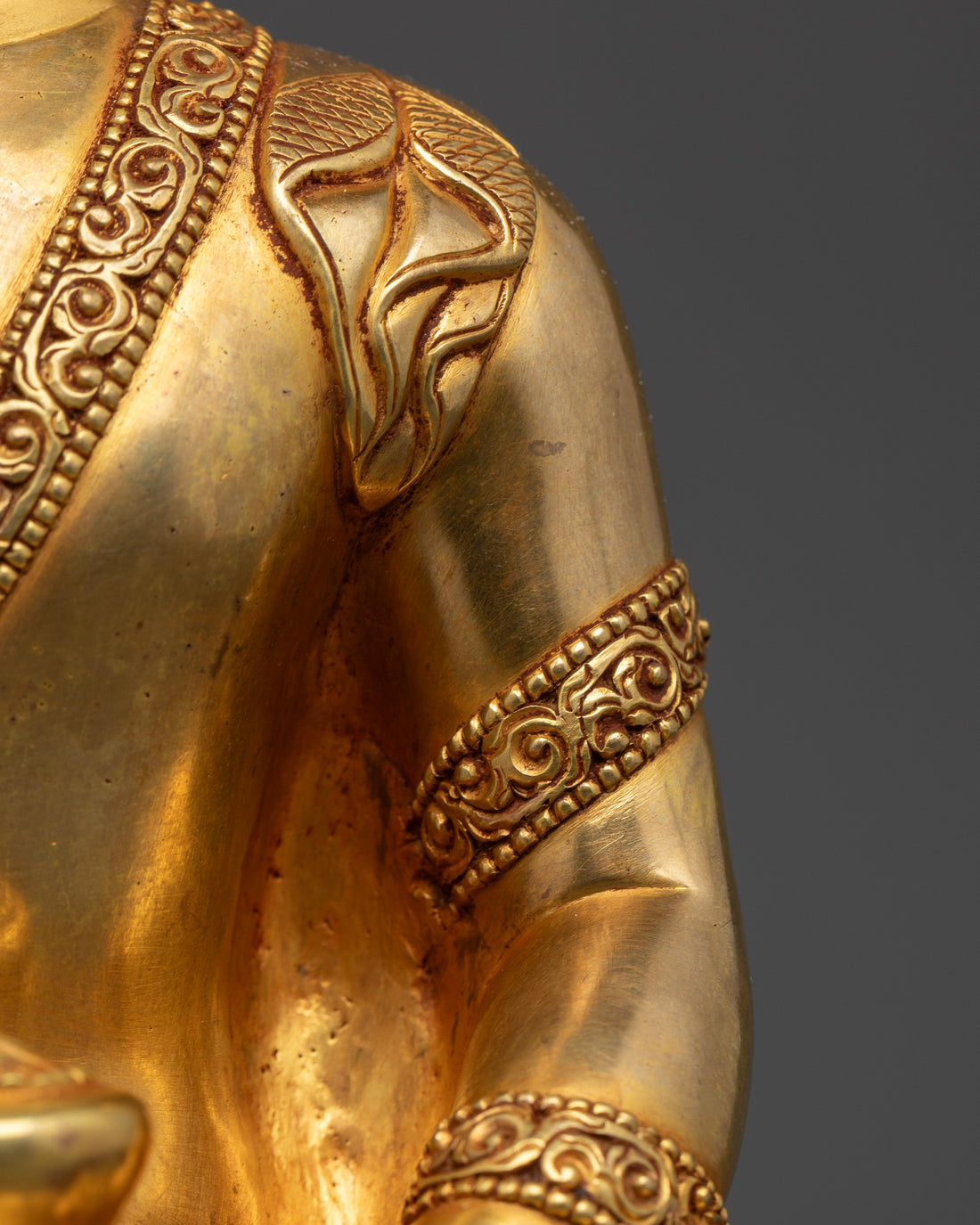 Fine Gold Plated Amitabha Buddha Statue: Exclusive Collection for Practitioners