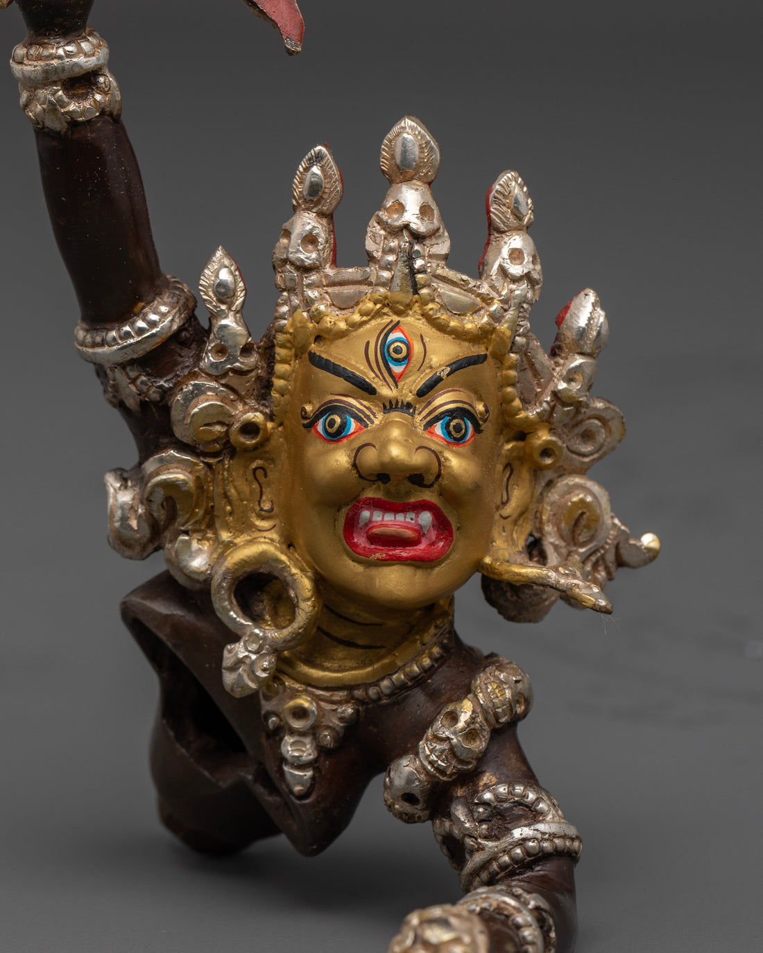 Vajrakilaya Statue: Harness Power & Spiritual Protection