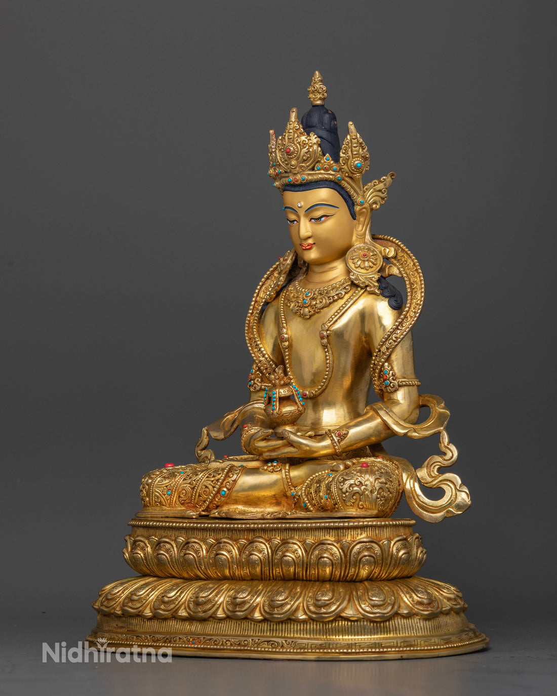 Amitayus Statue: Symbol of Longevity and Spiritual Serenity