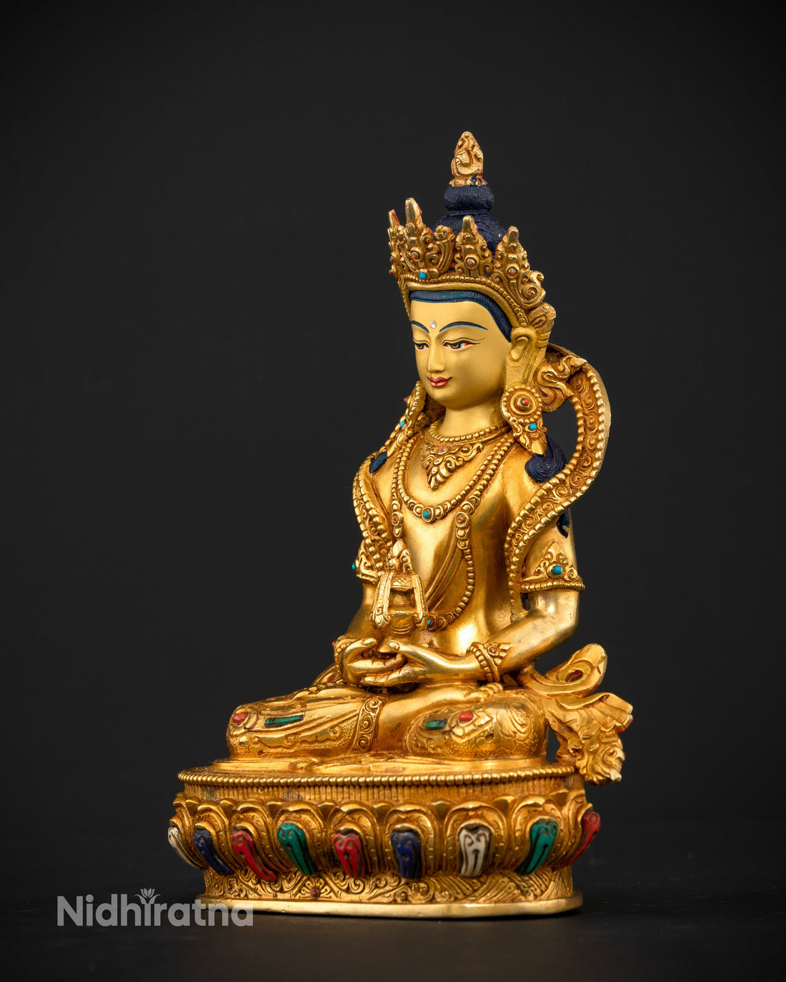 Timeless Grace: The Radiant Presence of Buddha Amitayus