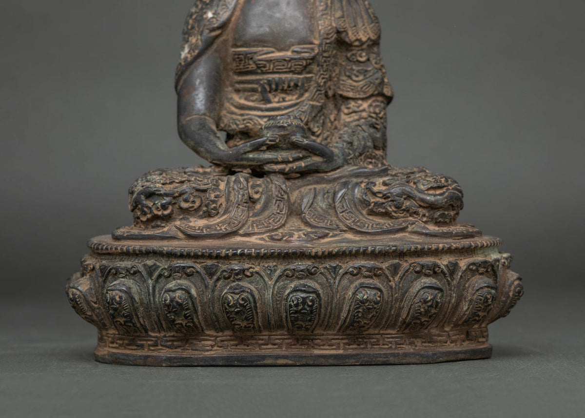 Amitabha Buddha Statue