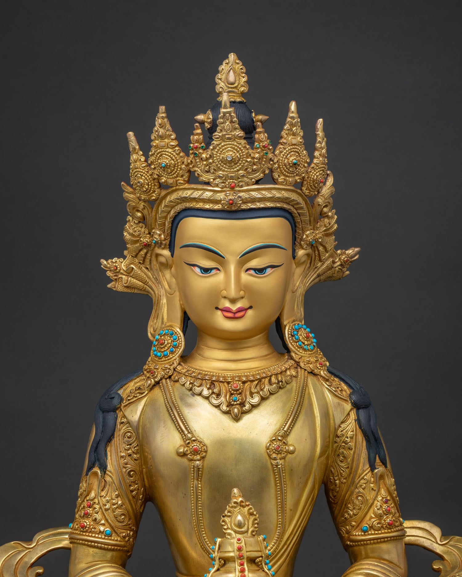 Amitayus Buddha Statue Gold Gilded Close Up