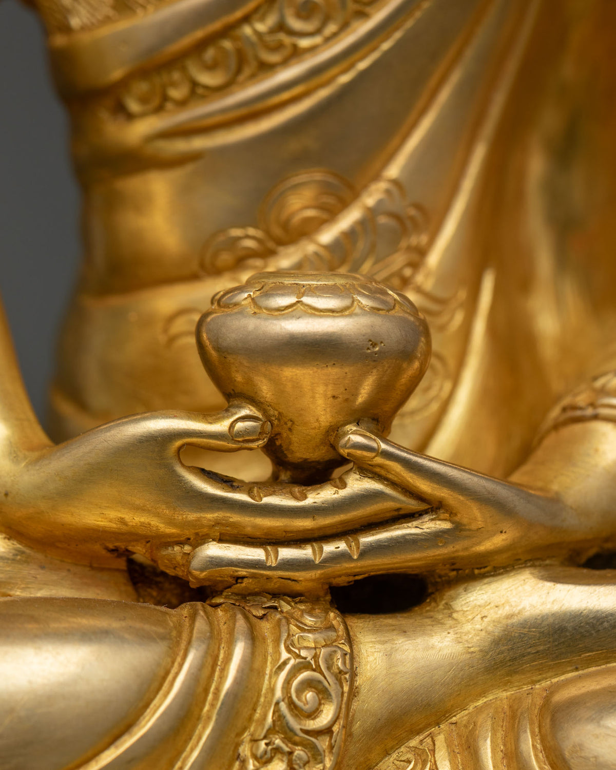 Amitabha Buddha Statue – Handcrafted Pure Land Buddhist Sculpture