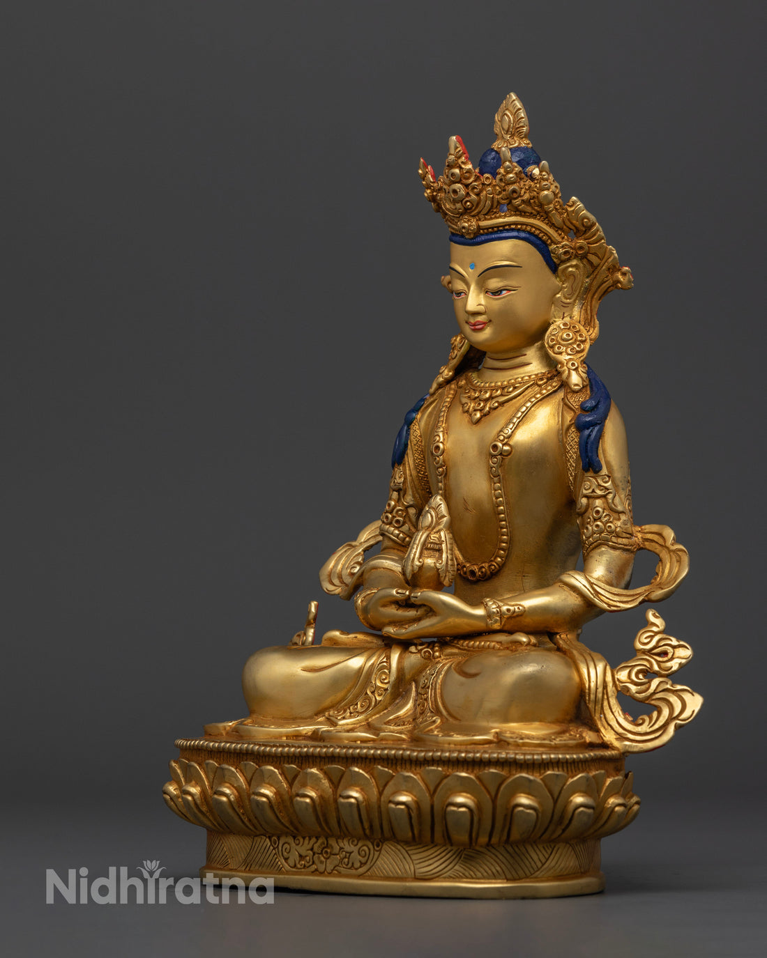 Amitayus Buddha Statue: Symbol of Longevity