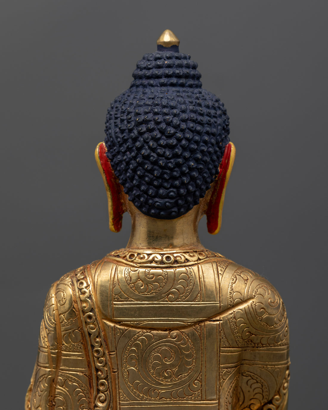 Captivating Buddha Statue: Icon of Calm and Harmony