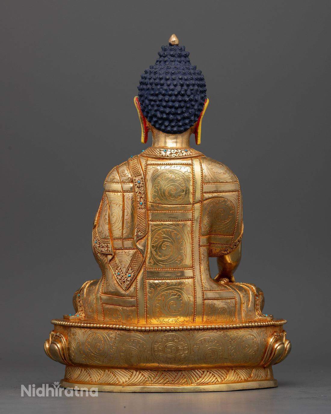 Buddha Shakyamuni Statue: The Symbol of Enlightenment and Peace