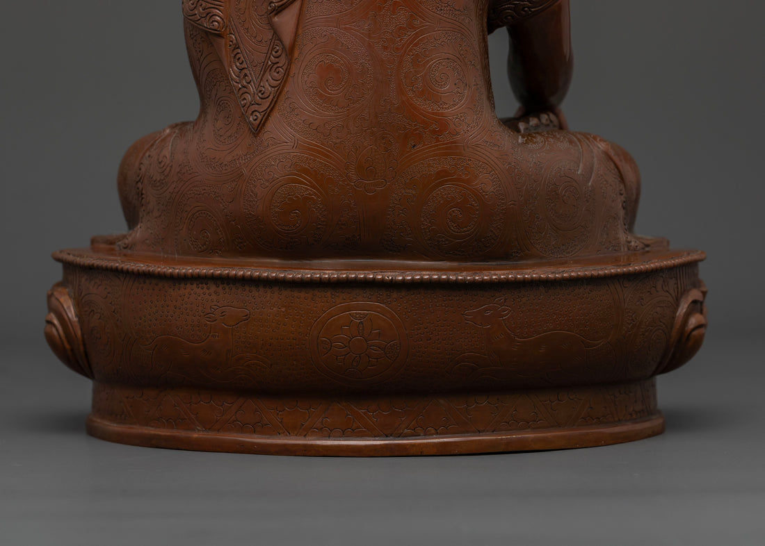 Oxidized Shakyamuni Buddha Statue: Perfect for Buddhist Practice