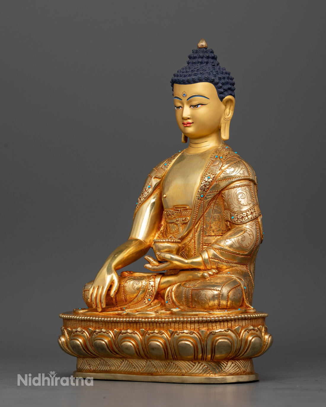 Buddha Shakyamuni Statue: The Symbol of Enlightenment and Peace