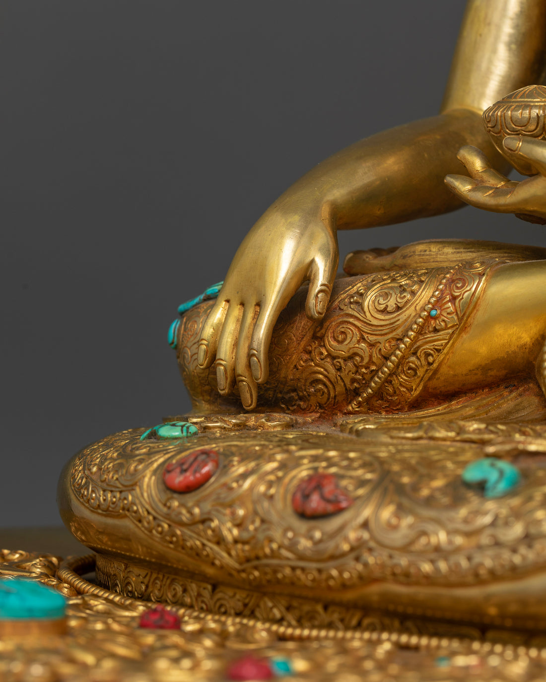 Shakyamuni Buddha Enthroned: Symbol of Enlightenment and Compassion