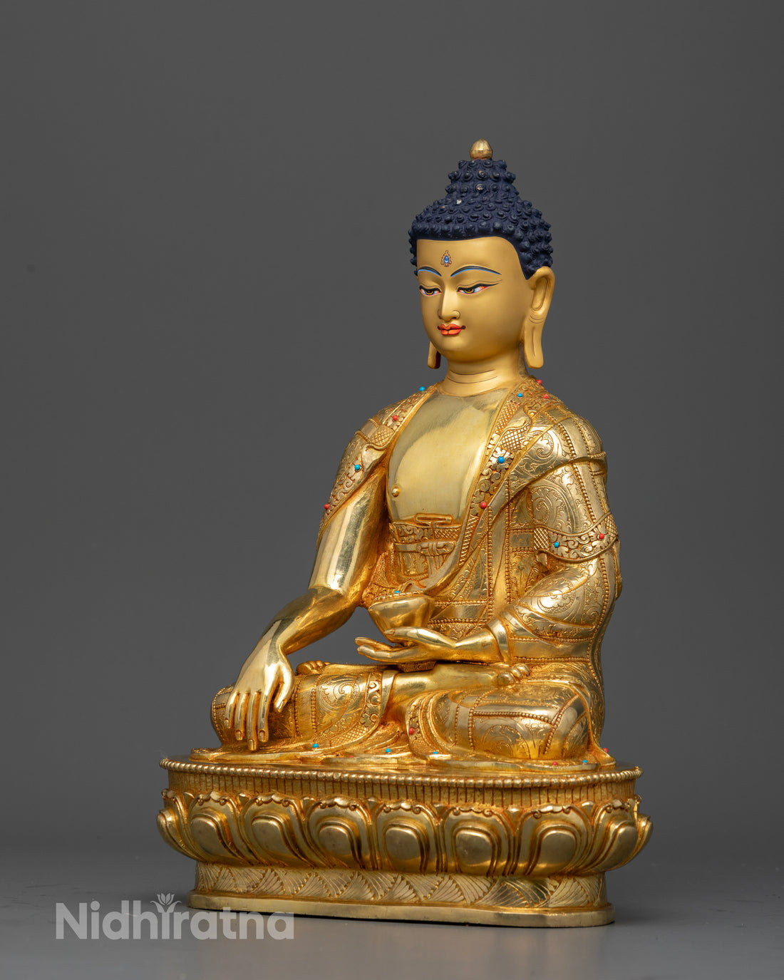 Shakyamuni Buddha: The Stillness of Enlightenment