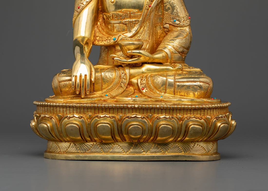 Shakyamuni Buddha: The Stillness of Enlightenment