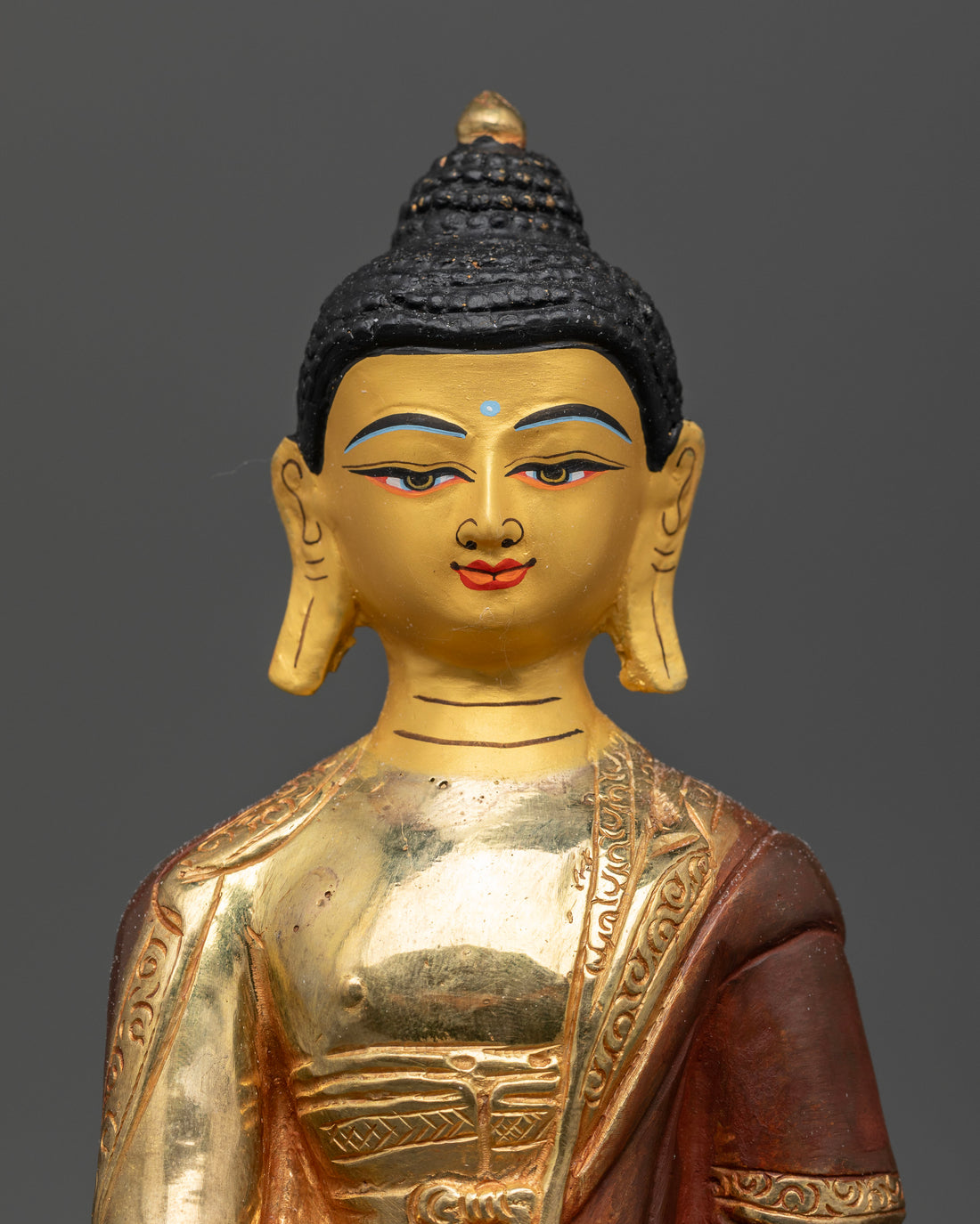 Oxidized Copper Shakyamuni Buddha Statue: Perfect for Altars