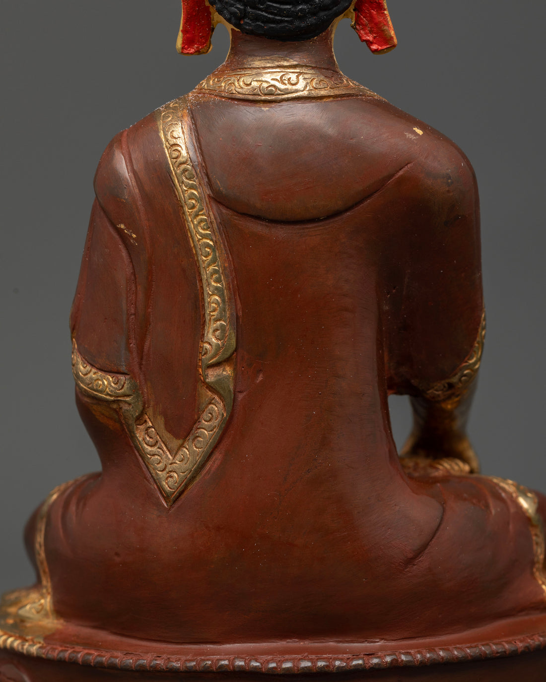 Oxidized Copper Shakyamuni Buddha Statue: Perfect for Altars