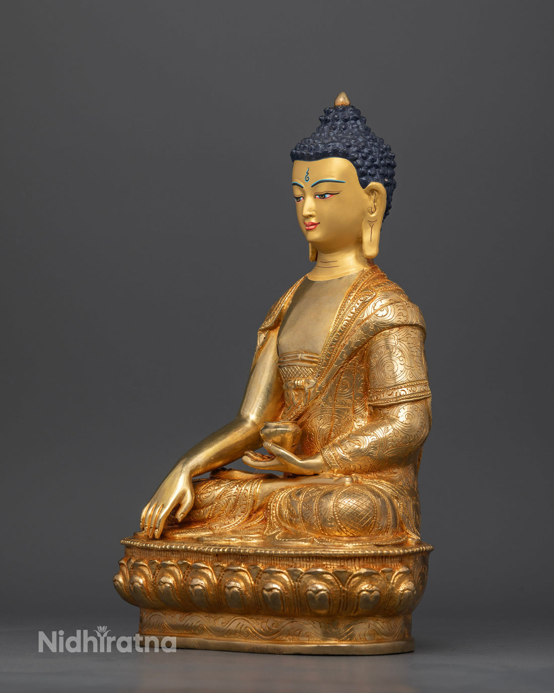 Blooming to Enlightenment: The Lotus and Buddha Shakyamuni