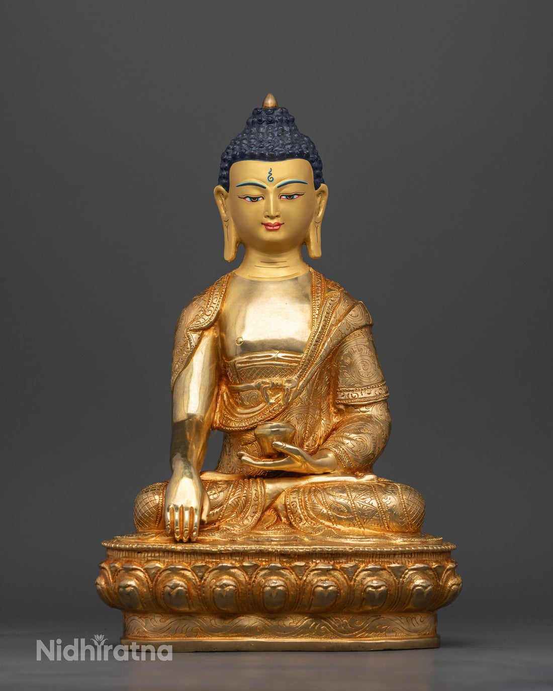 Blooming to Enlightenment: The Lotus and Buddha Shakyamuni