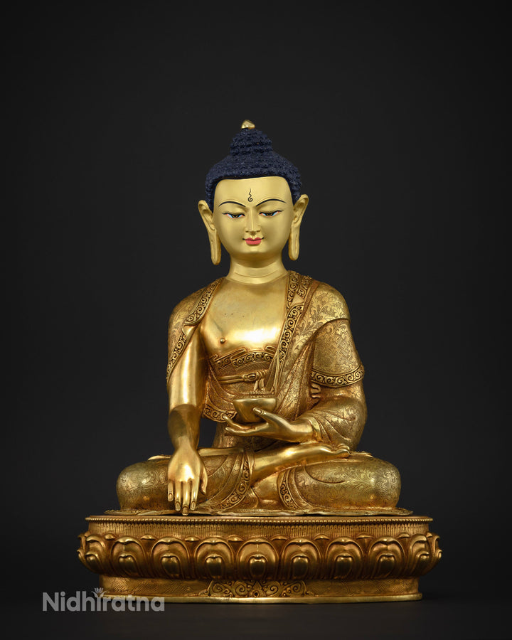 The Peaceful Buddha: Shakyamuni Statues for Contemplation