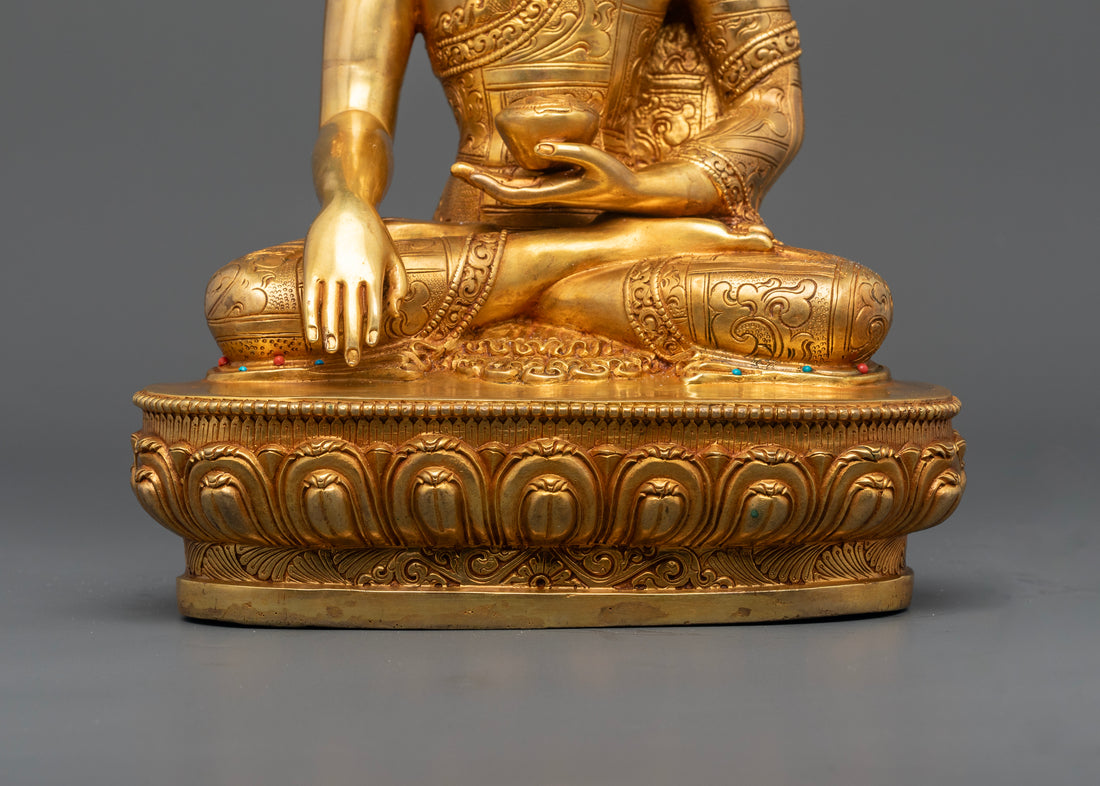 Shakyamuni Buddha: The Sage of the Shakya Clan