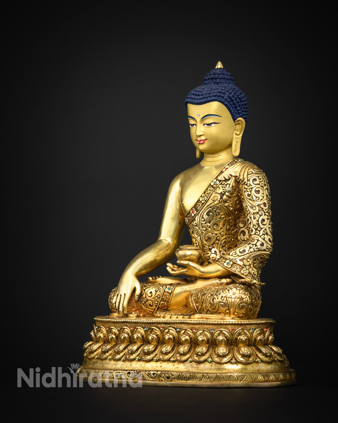 Shakyamuni Buddha Statue: An Iconographic Exploration