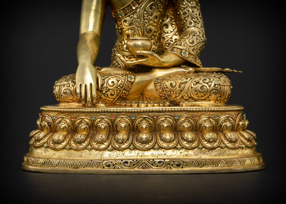 Shakyamuni Buddha Statue: An Iconographic Exploration