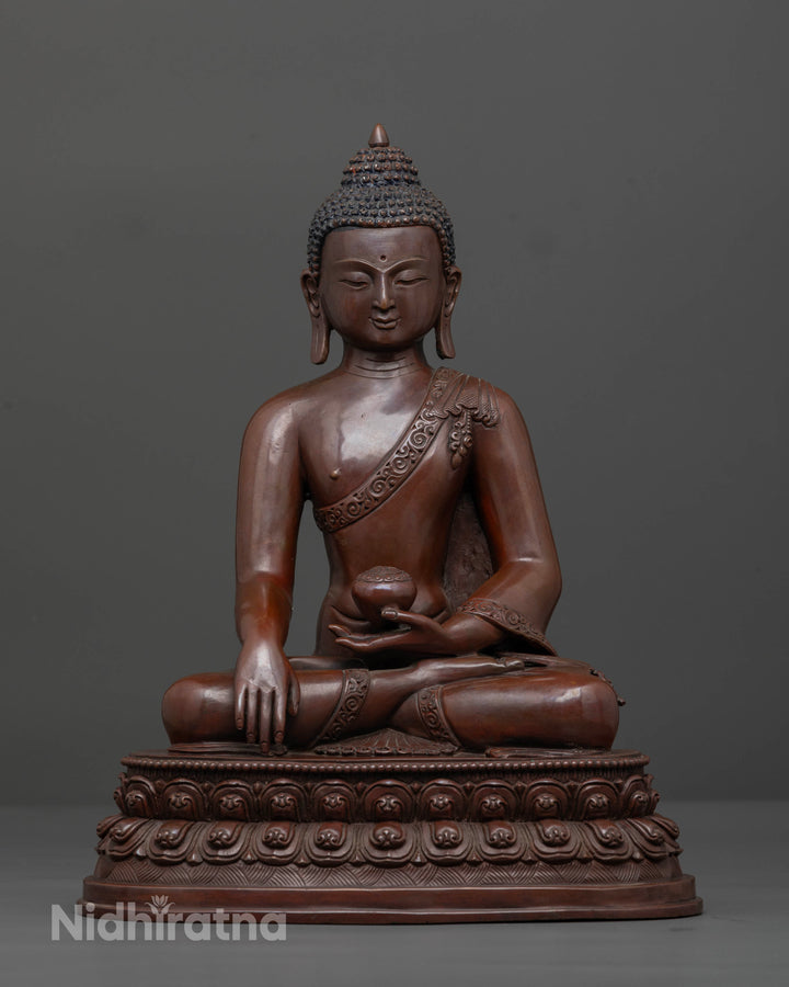 Oxidized Shakyamuni Buddha Statue: Crafted for Spiritual Serenity