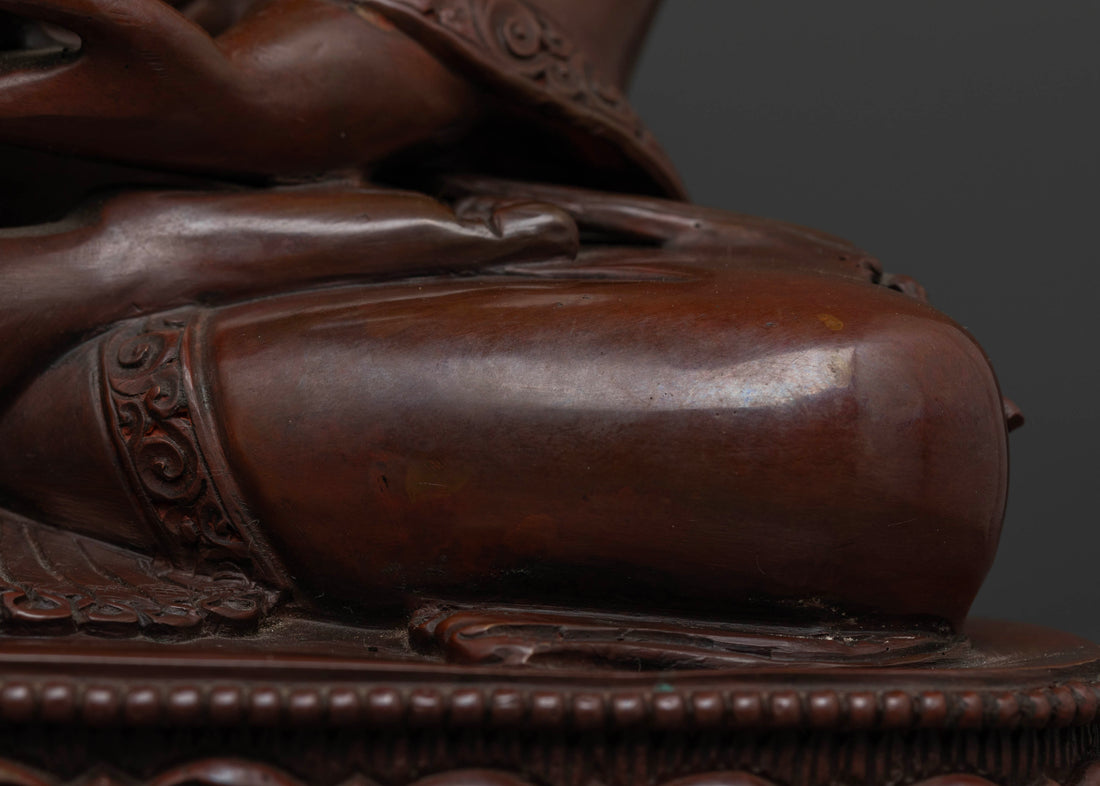 Oxidized Shakyamuni Buddha Statue: Crafted for Spiritual Serenity