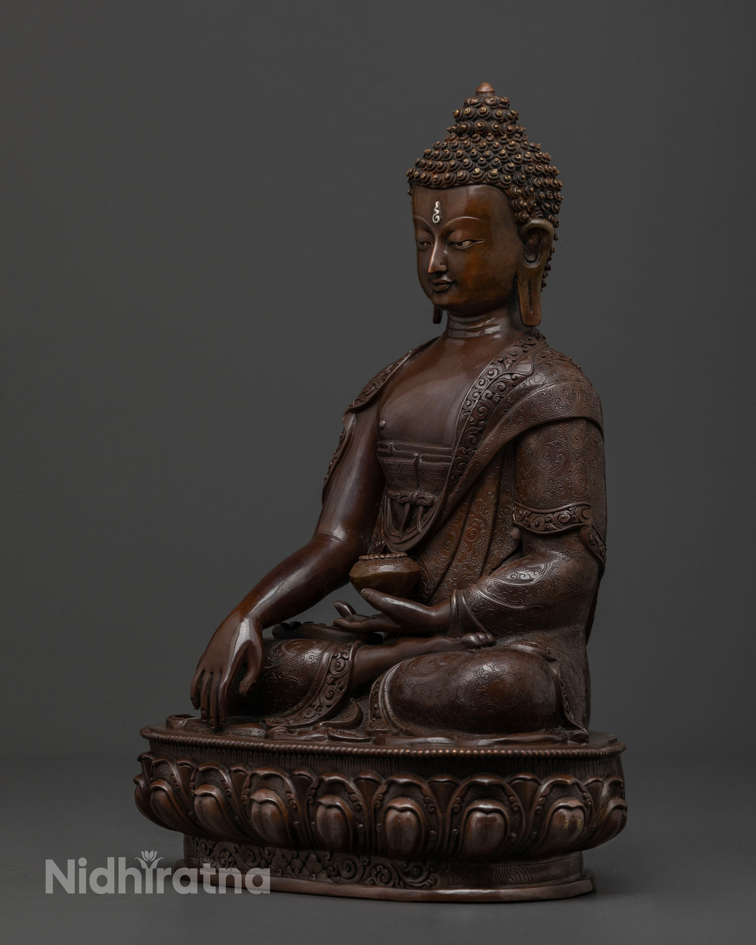 Artistic Oxidized Shakyamuni Buddha Statue With Fine Details