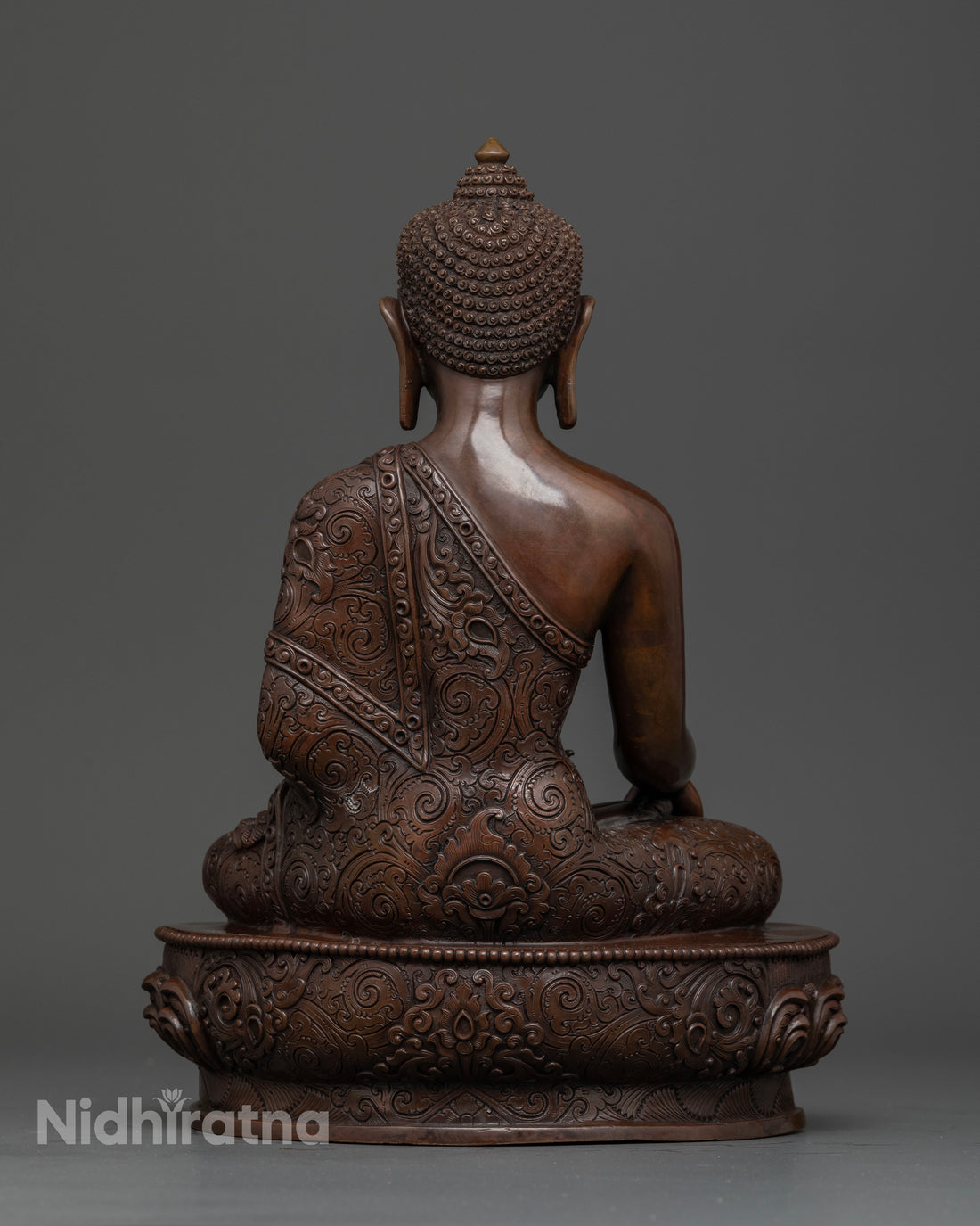 Oxidized Shakyamuni Buddha Statue – A Spiritual Touch for Your Home Decor