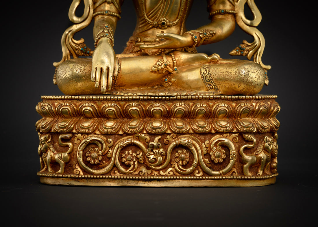 Radiant Shakyamuni Buddha Statue For Religious Altars