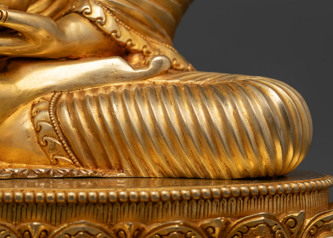 Beautifully Detailed Shakyamuni Buddha Statue: A Collector’s Dream