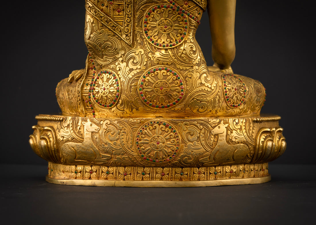 Buddha Shakyamuni: A Masterpiece in Full Gold and Precious Stones