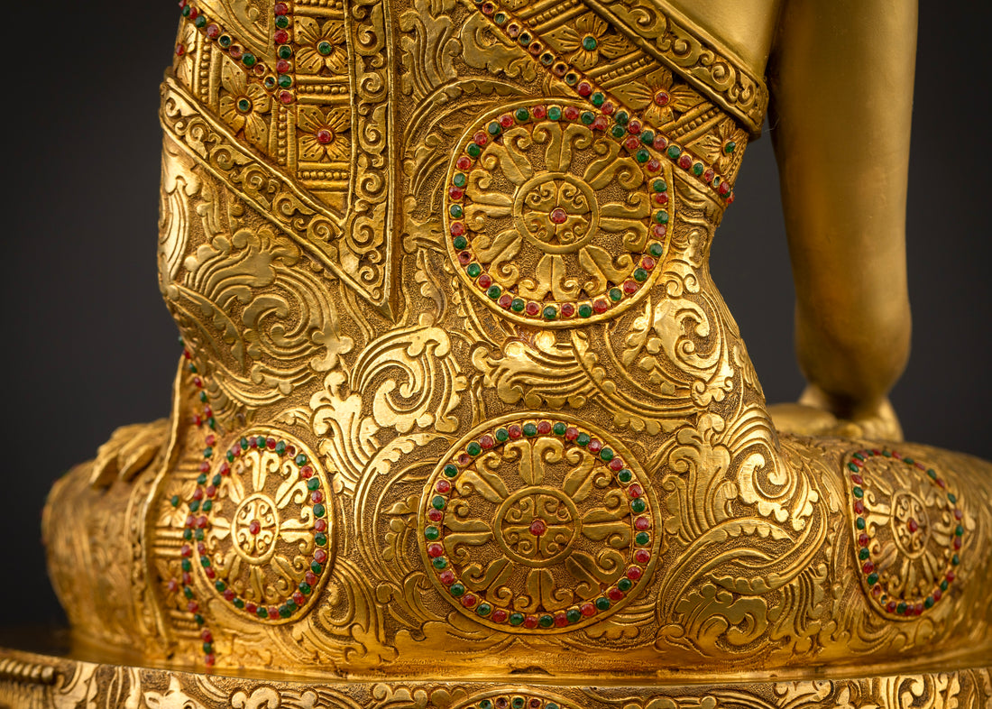 Buddha Shakyamuni: A Masterpiece in Full Gold and Precious Stones