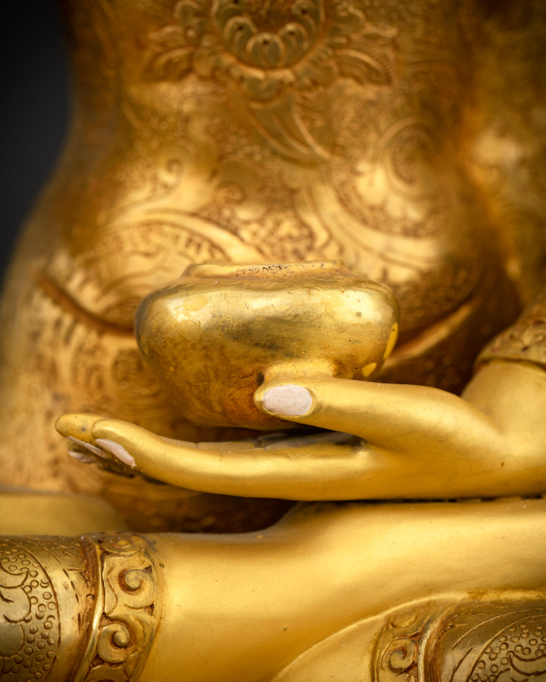 The Golden Masterpiece of Enlightenment: Shakyamuni Buddha