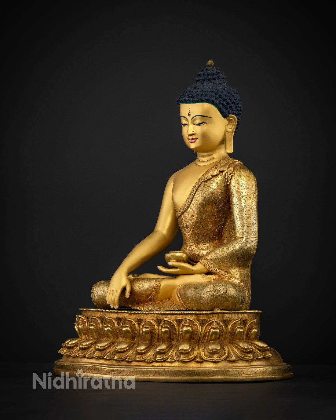 The Golden Masterpiece of Enlightenment: Shakyamuni Buddha