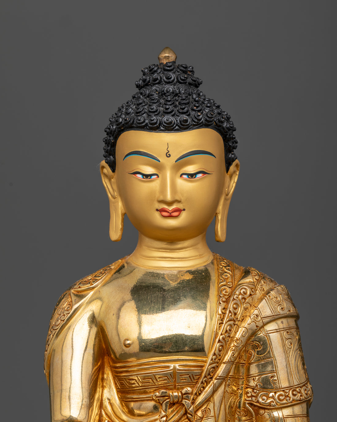 Shakyamuni Buddha: The Lotus-Seated Sage of Enlightenment