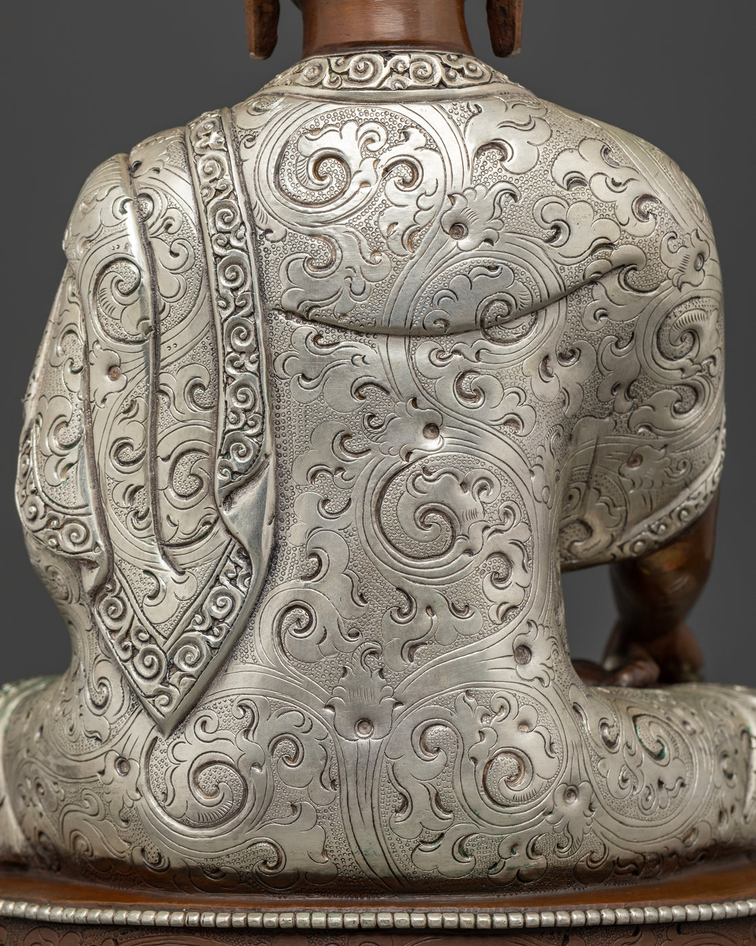 Oxidized Shakyamuni Buddha: The Path to Enlightenment and Tranquility