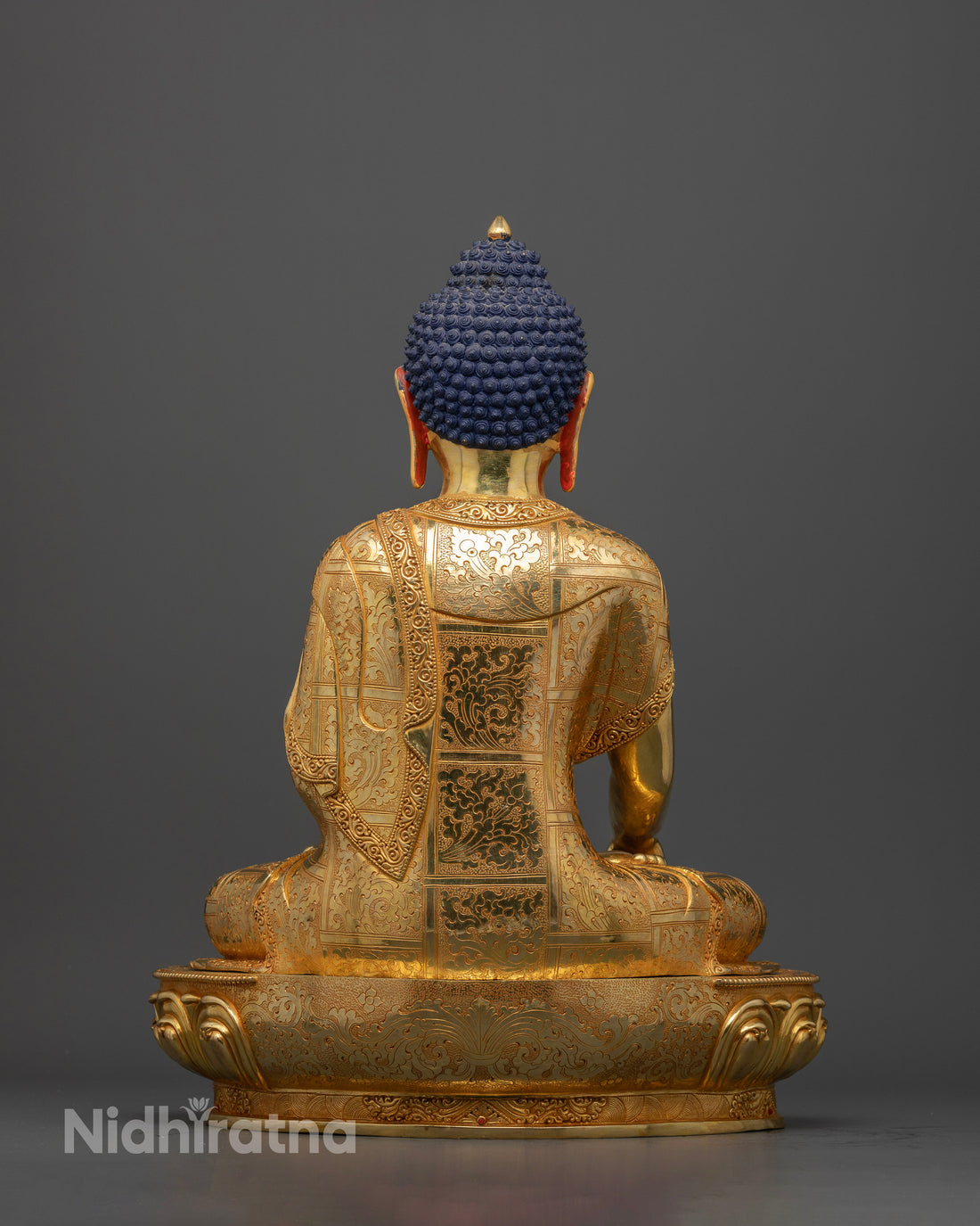 Siddhartha Statue: Embrace the Teachings of the Awakened One