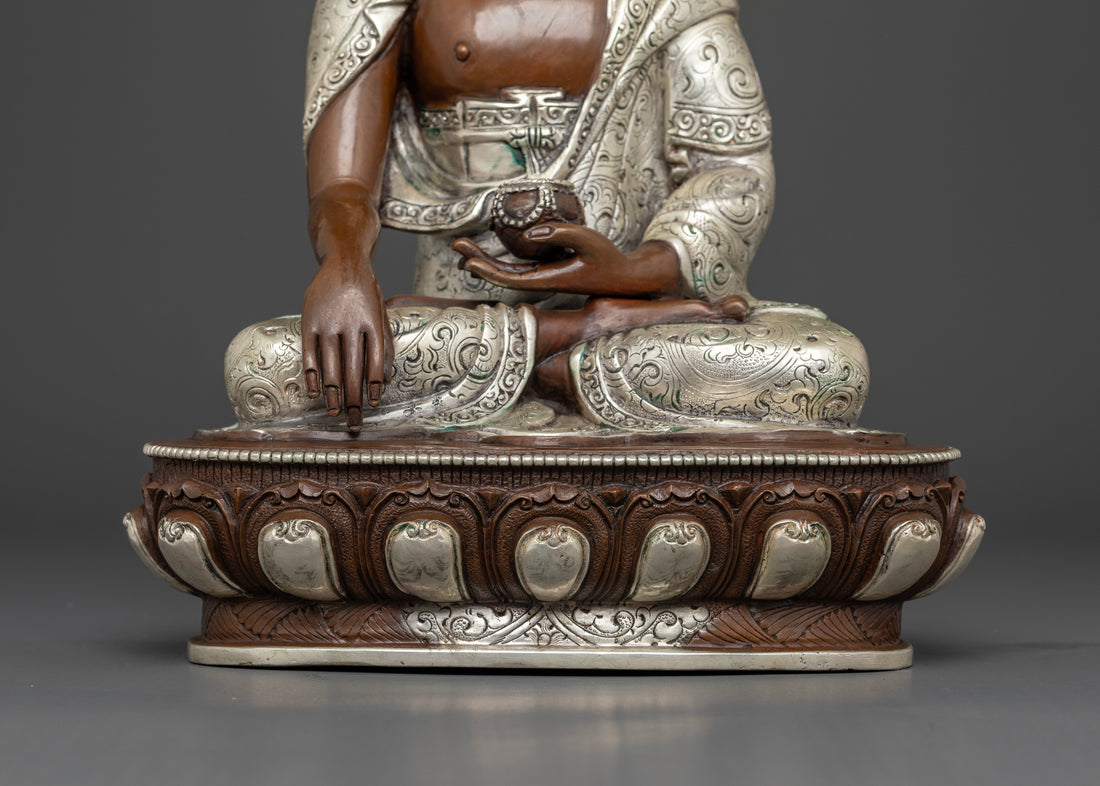 Oxidized Shakyamuni Buddha: The Path to Enlightenment and Tranquility