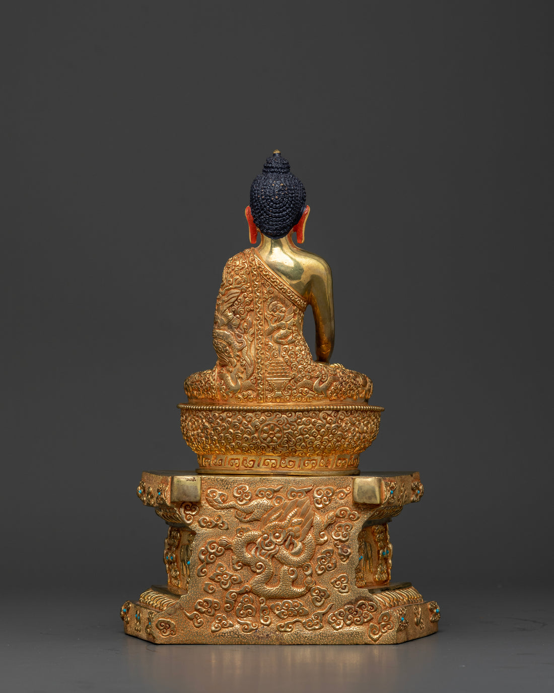 Enlightened Buddha Shakyamuni on a Throne: The Pinnacle of Serenity