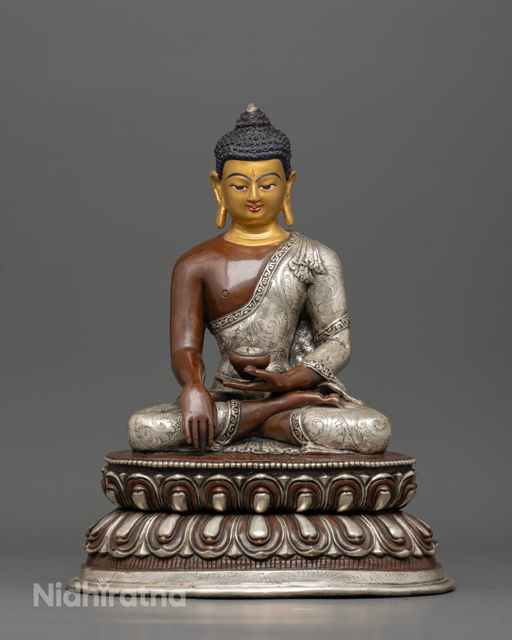 Antique Finish Shakyamuni Buddha Statue For Serenity and Focus